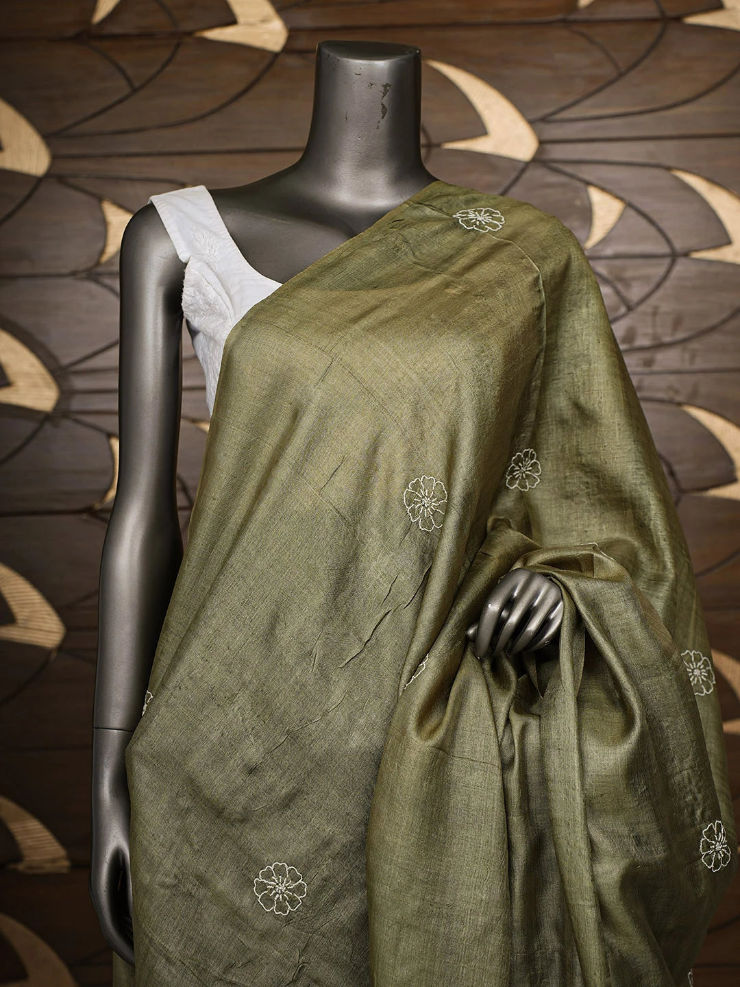 Ada Hand Embroidered Green Tussar Silk Lucknowi Chikankari Dupatta 01A922692