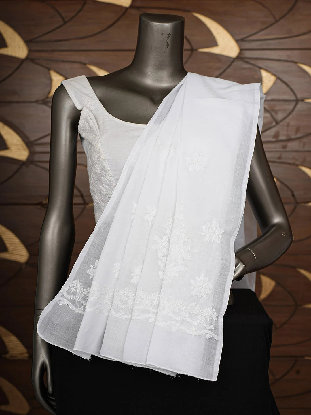 Ada Hand Embroidered White Cotton Lucknowi Chikankari Dupatta 01A935645