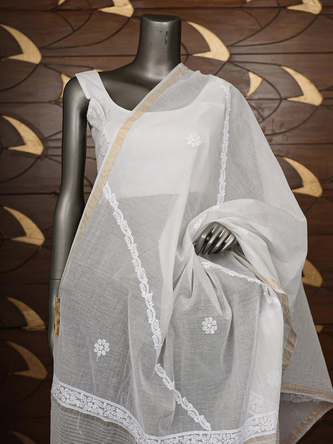 Ada Hand Embroidered White Chanderi Lucknowi Chikankari Dupatta 01A902934