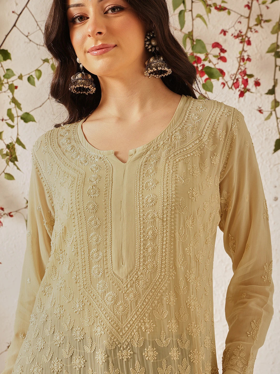Ada Hand Embroidered Cream Georgette Lucknowi Chikankari Straight Kurta A411325
