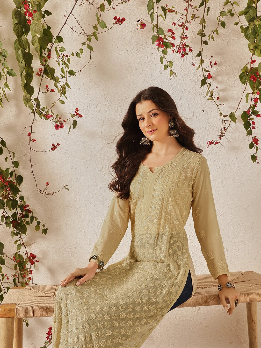 Ada Hand Embroidered Cream Georgette Lucknowi Chikankari Straight Kurta A411325