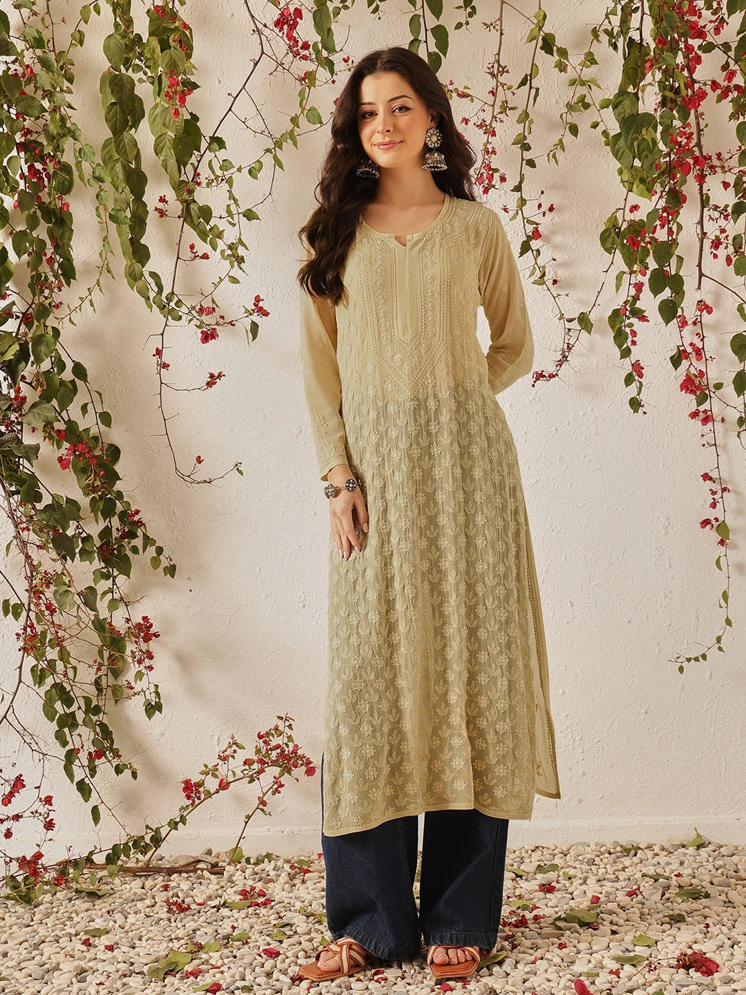Ada Hand Embroidered Cream Georgette Lucknowi Chikankari Straight Kurta A411325