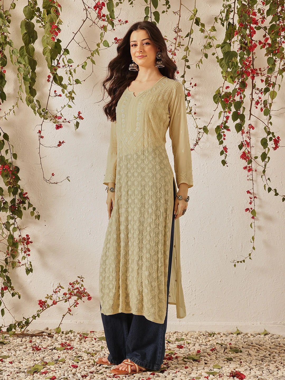 Ada Hand Embroidered Cream Georgette Lucknowi Chikankari Straight Kurta A411325