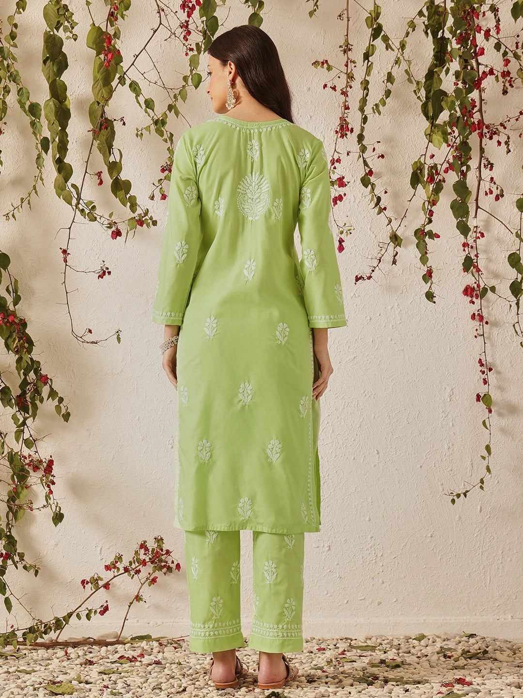 Ada Hand Embroidered Green Cotton Lucknowi Chikankari Kurta Set A811373