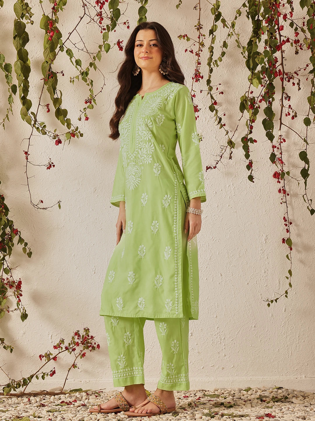 Ada Hand Embroidered Green Cotton Lucknowi Chikankari Kurta Set A811373