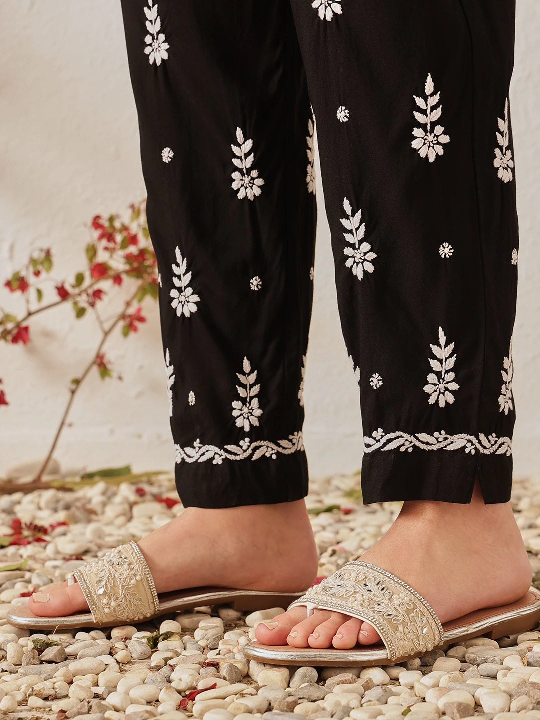 Ada Hand Embroidered Black Rayon Lucknowi Chikankari Co-Ord Set A811376
