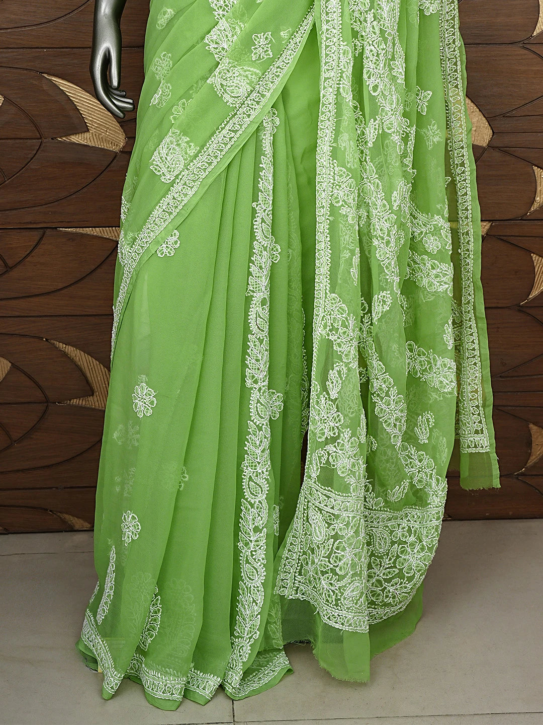 Ada Hand Embroidered Green Georgette Lucknowi Chikankari Saree With Blouse 01A947707