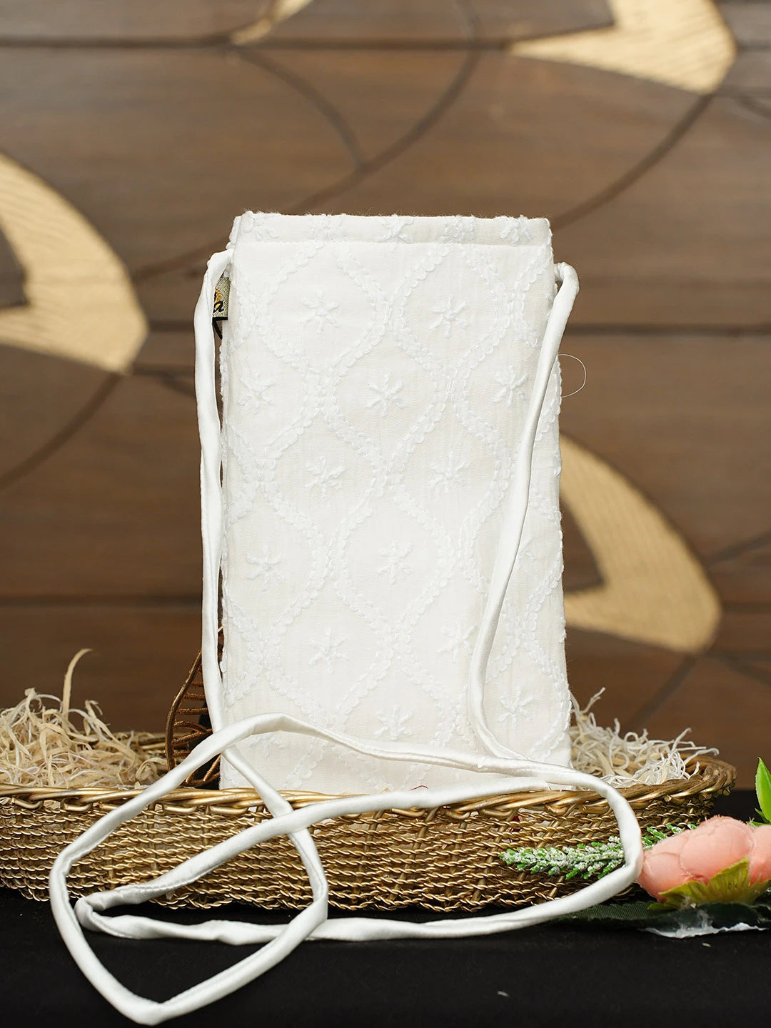Ada Hand Embroidered White Cotton Lucknowi Chikankari Mobile Cover 01A900609