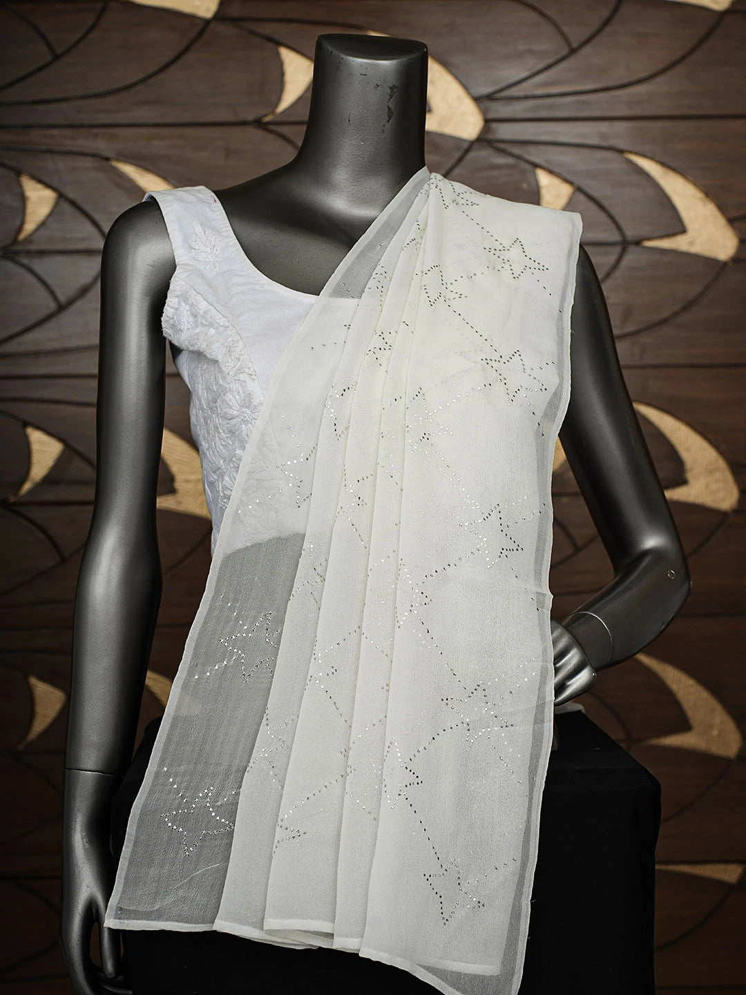 Ada Hand Embroidered Off White Pure Georgette Dupatta With Muqaish/Mukaish Work 01A551484