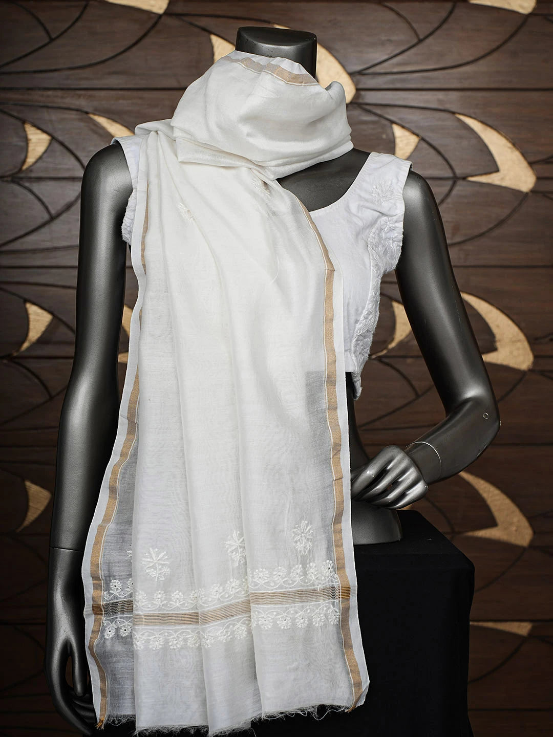 Ada Hand Embroidered White Chanderi Lucknowi Chikankari  Dupatta 01A918333