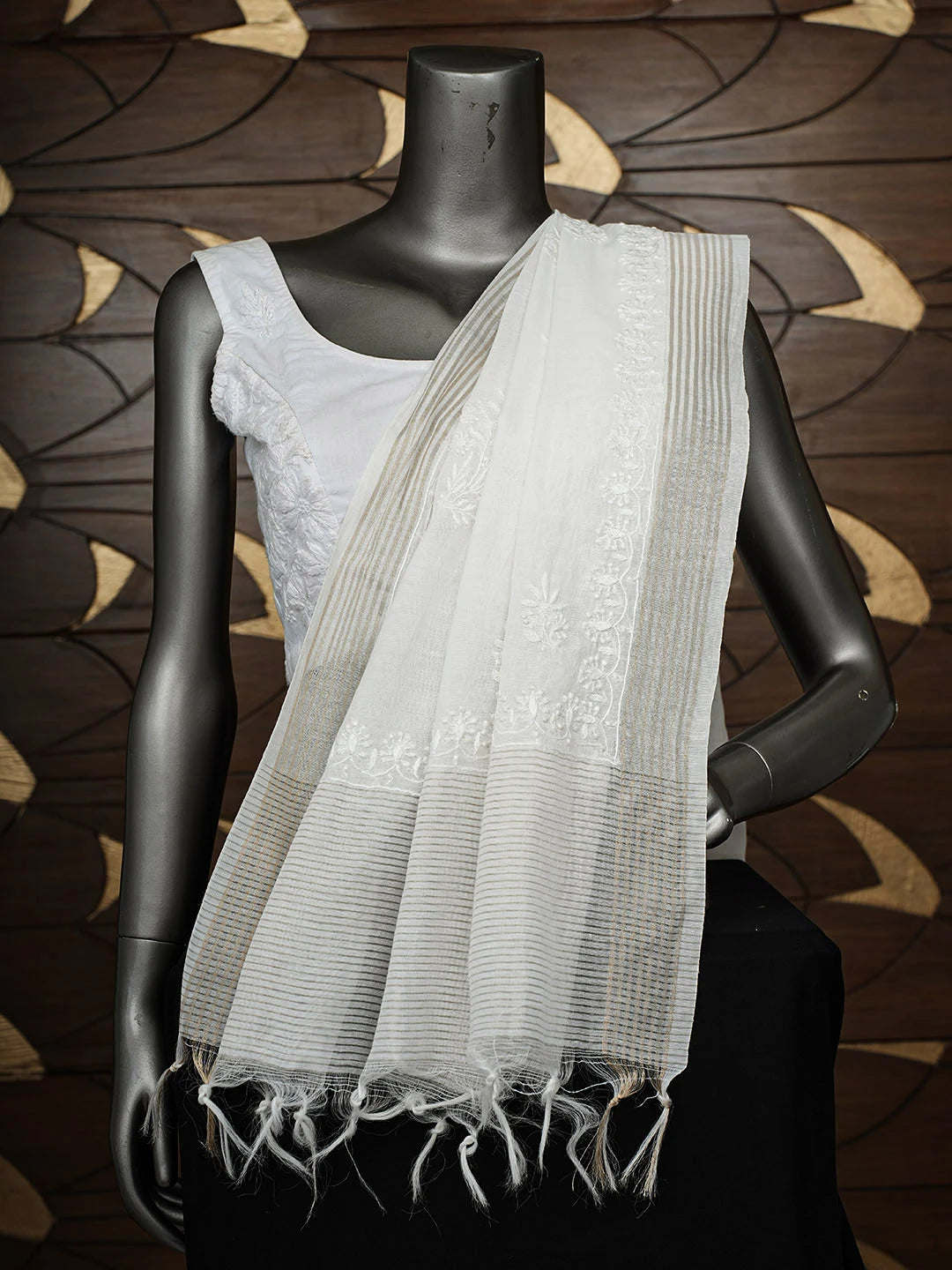 Ada Hand Embroidered White Chanderi Lucknowi Chikankari Dupatta 01A944066
