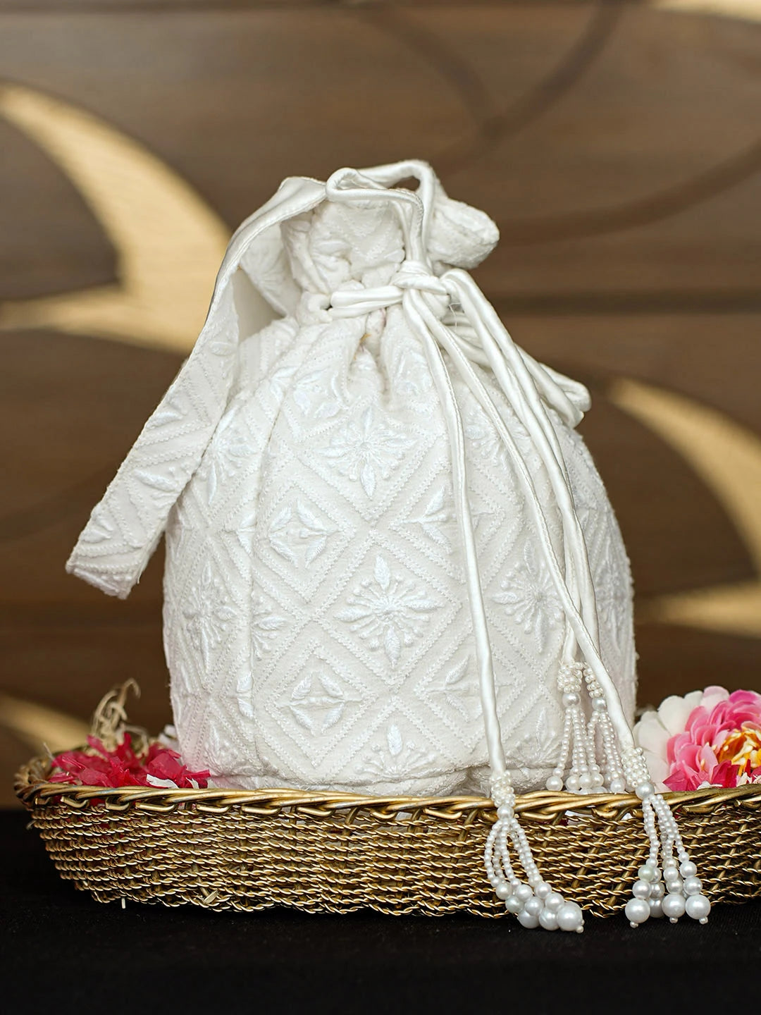 Ada Hand Embroidered White Pure Georgette Lucknowi Chikankari Potli Bag 01A963474