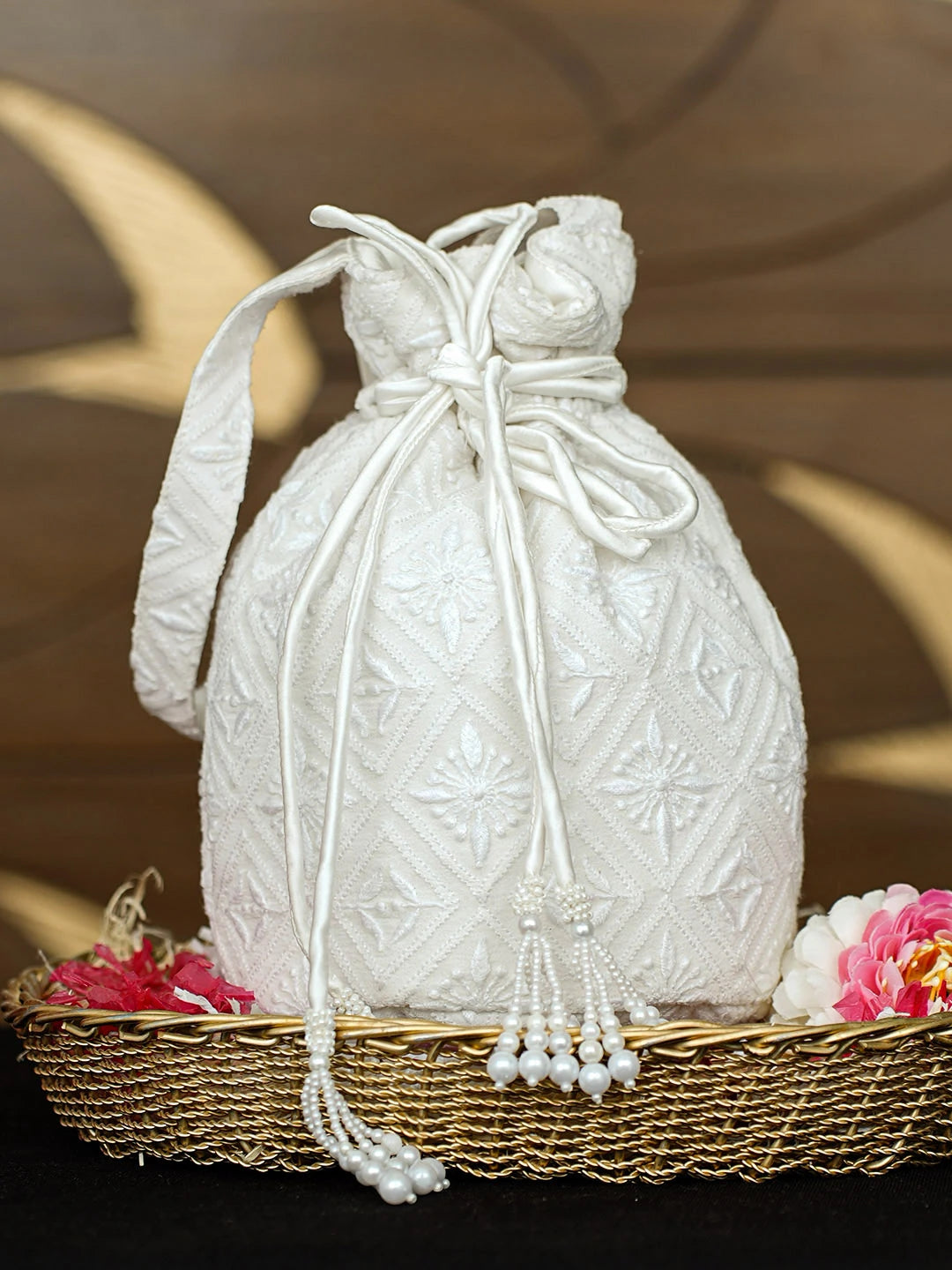 Ada Hand Embroidered White Pure Georgette Lucknowi Chikankari Potli Bag 01A963474