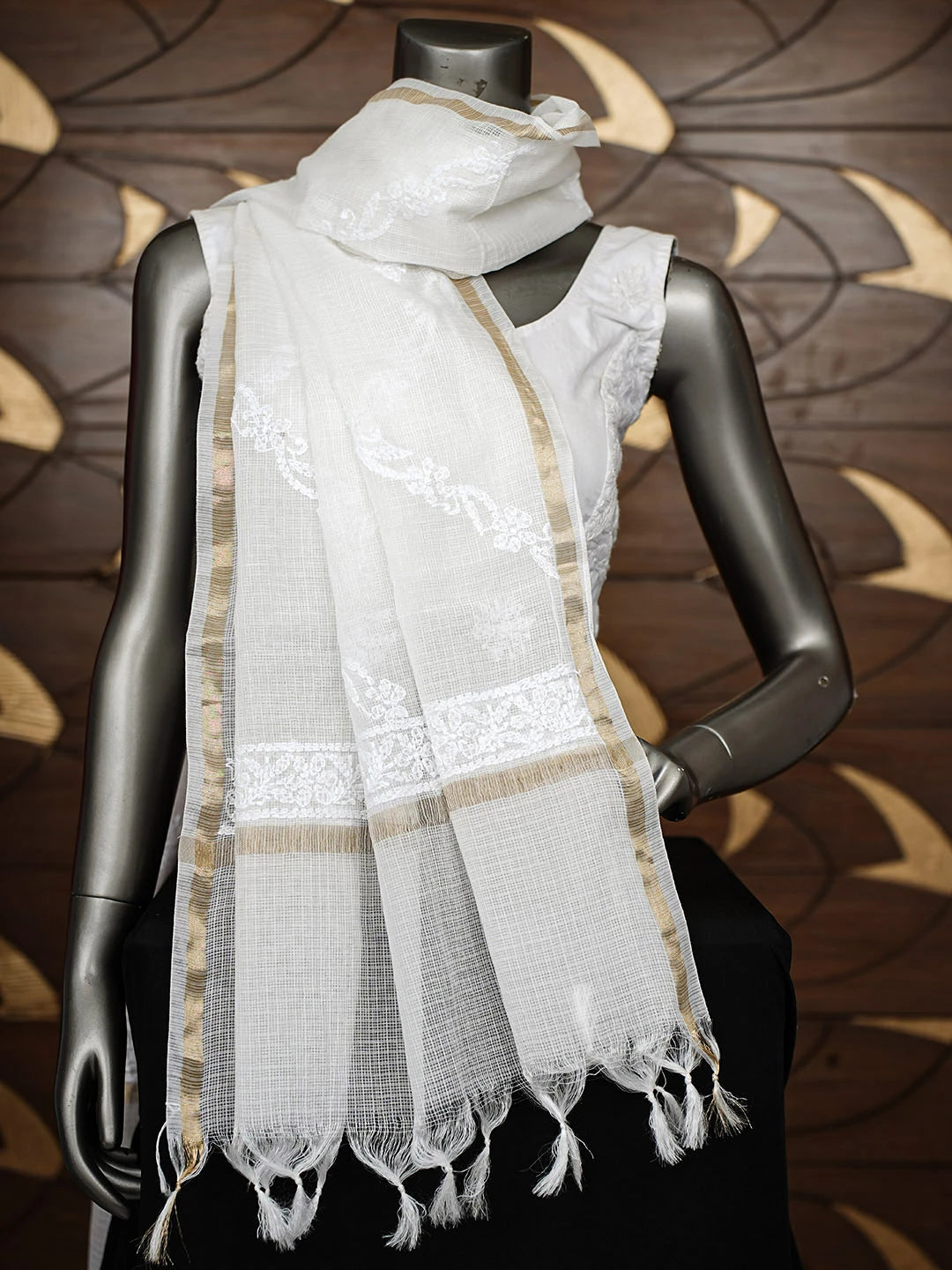 Ada Hand Embroidered White kota chanderi Lucknowi Chikankari Dupatta 01A960501