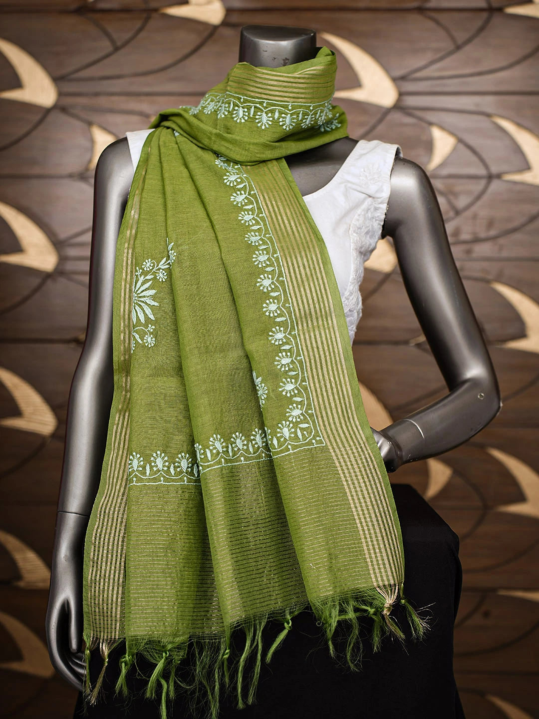 Ada Hand Embroidered Green Chanderi Lucknowi Chikankari Dupatta 01A922690