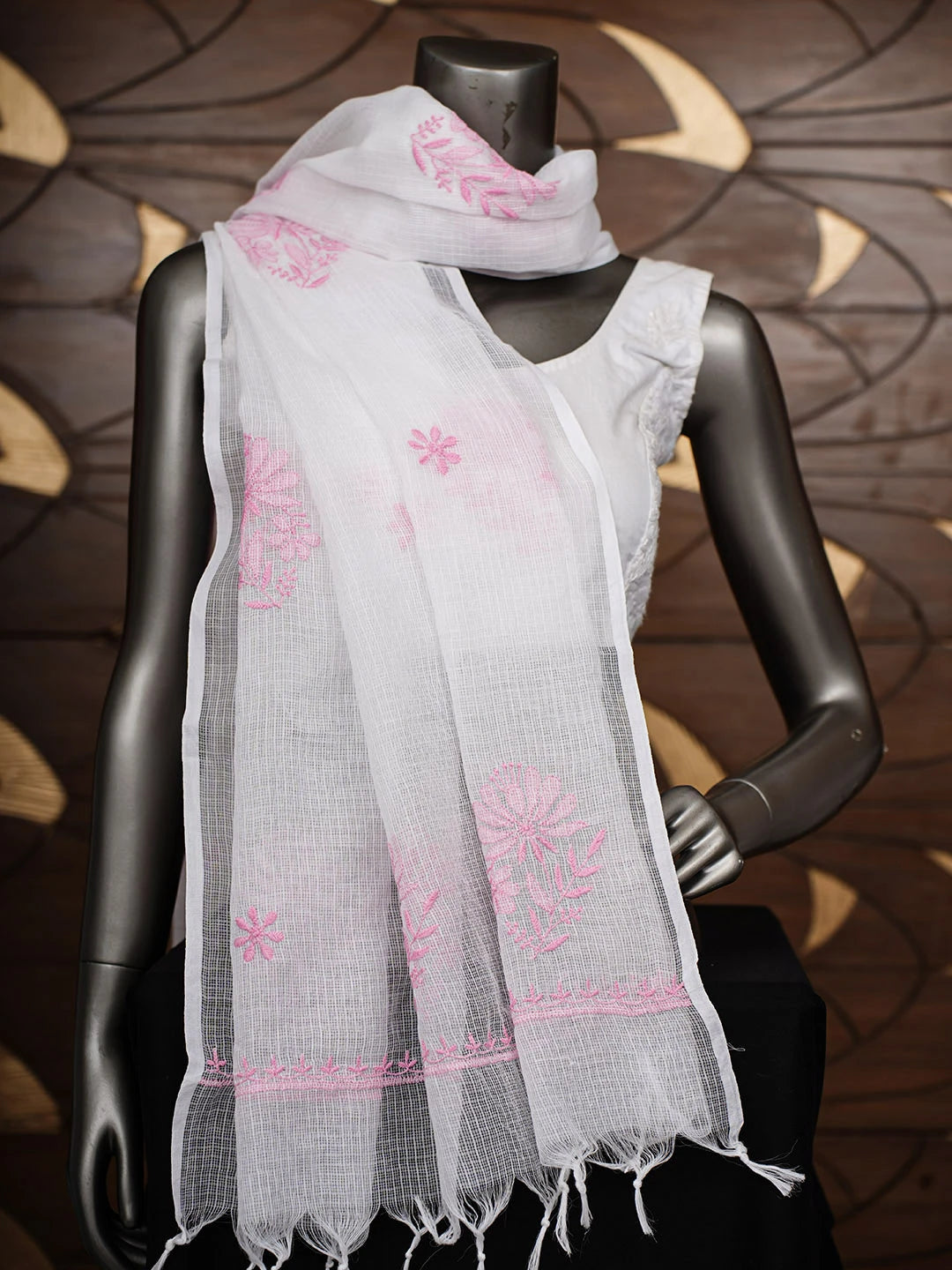 Ada Hand Embroidered White kota Lucknowi Chikankari Dupatta 01A796149