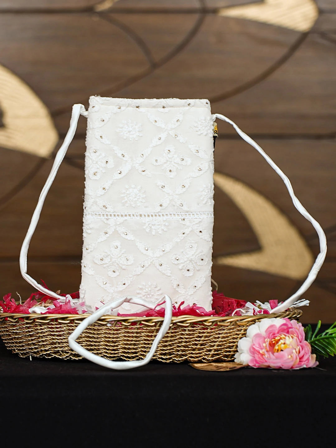 Ada Hand Embroidered White Viscose Georgette Lucknowi Chikankari Mobile Cover With Muqaish /Mukaish Work 01A895535
