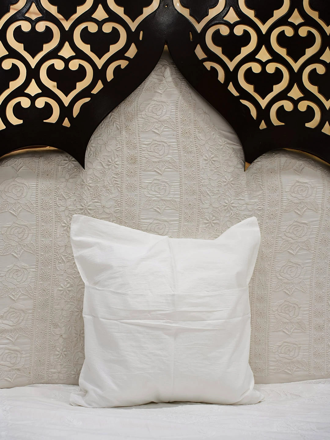 Ada Hand Embroidered White Cotton Lucknowi Chikankari Cushion Cover 01A956778