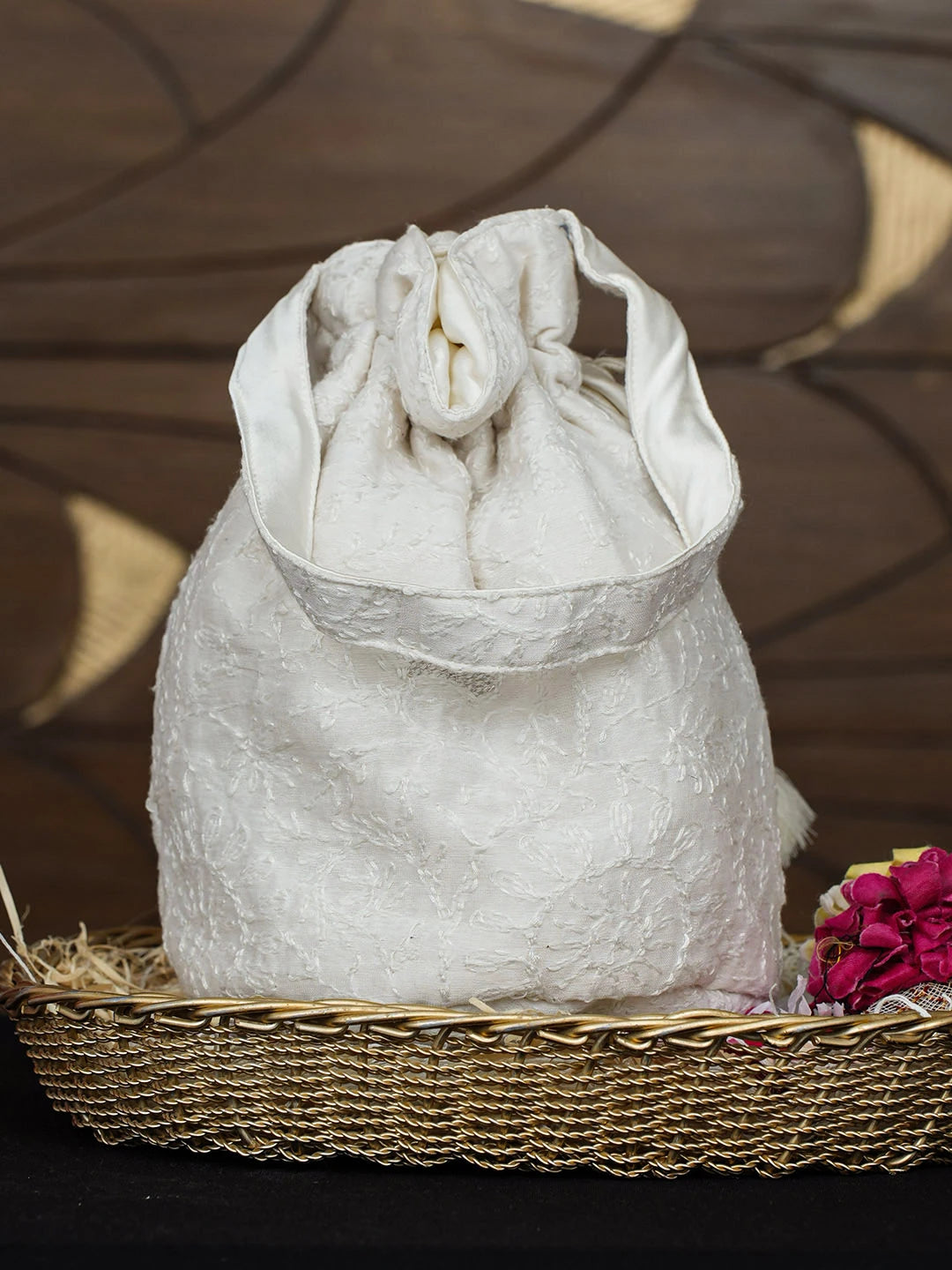 Ada Hand Embroidered White Ivory Chanderi Lucknowi Chikankari Potli Bag With Zari Work 01A975098