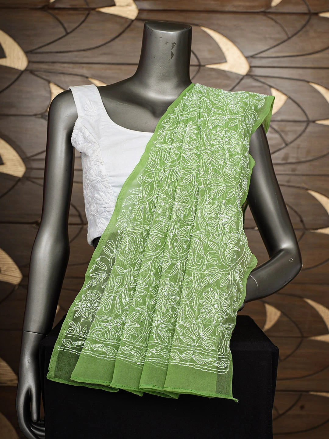 Ada Hand Embroidered Green Faux Georgette Lucknowi Chikankari Dupatta 01A975385