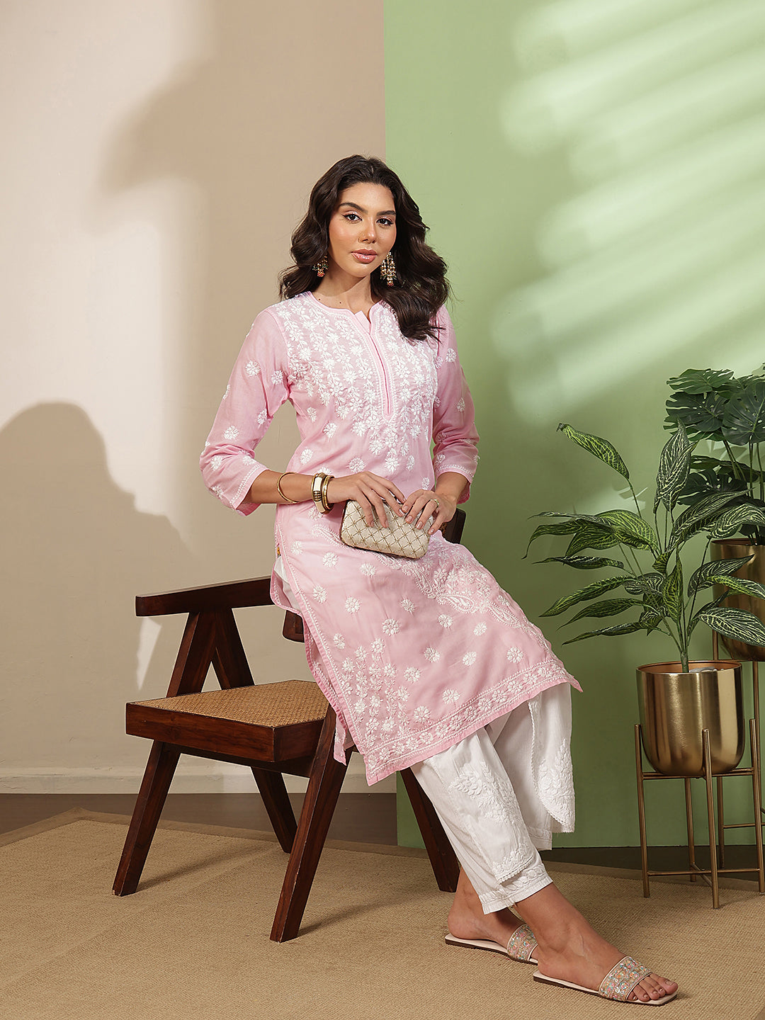 Ada Hand Embroidered Pink Cotton Lucknow Chikankari Straight Kurta – A130721