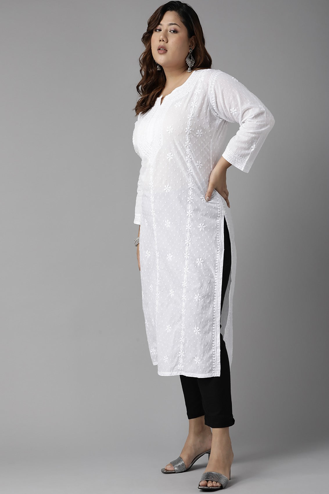 Ada Hand Embroidered White Cotton Lucknow Chikankari Straight Kurta A411323