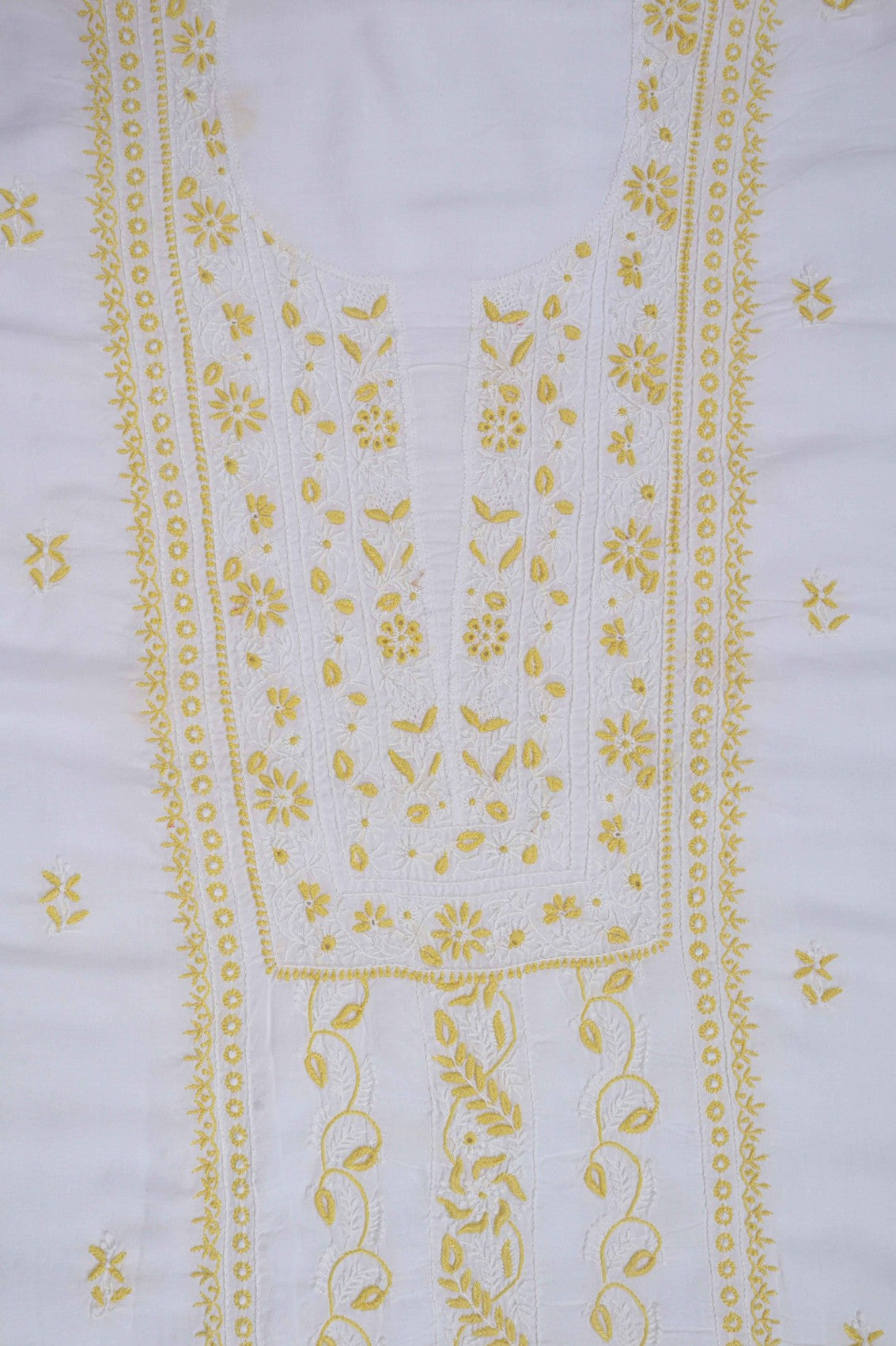 Ada Hand Embroidered White Muslin Lucknowi Chikankari Unstitched Suit Piece 01A68487