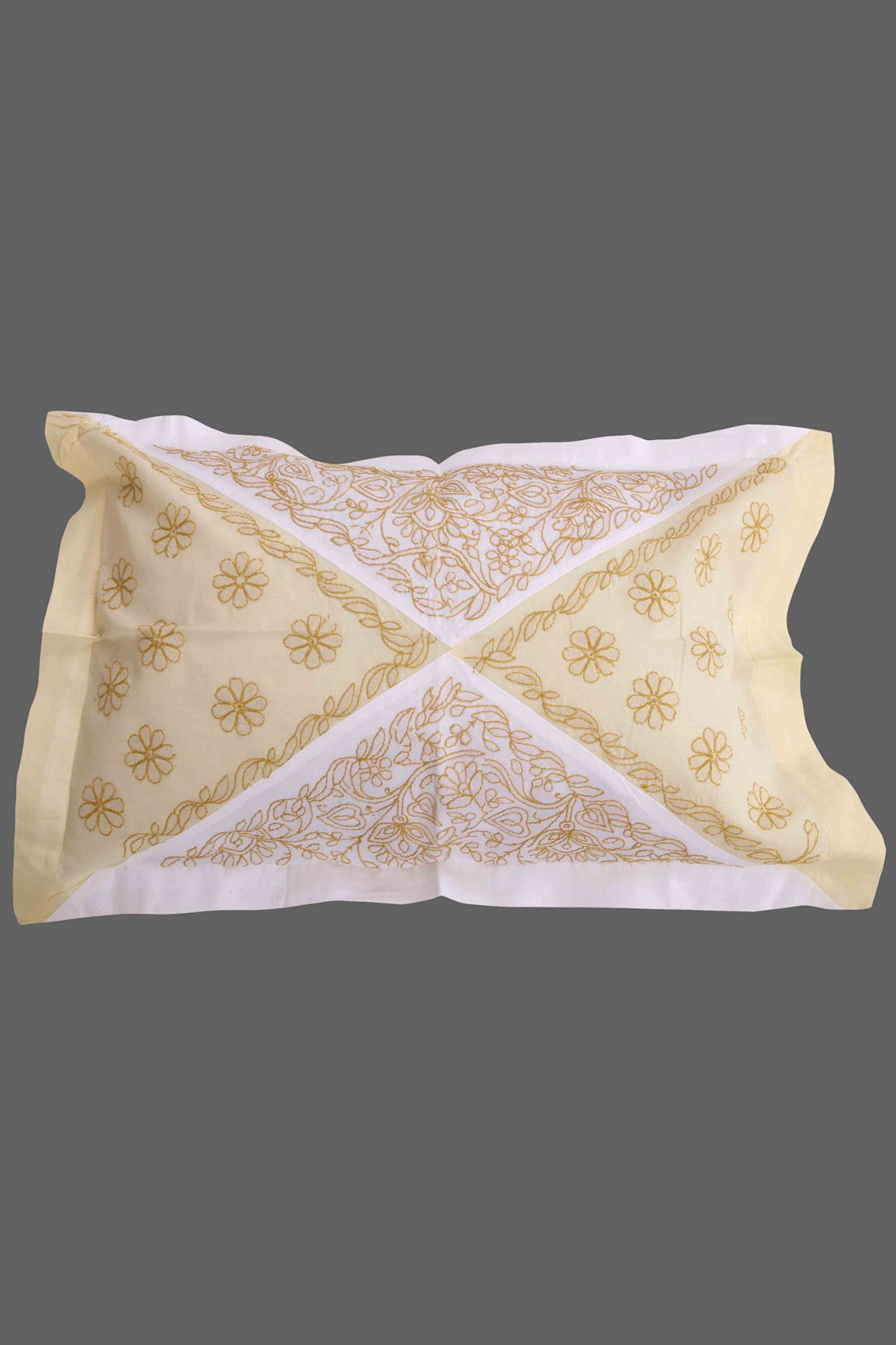 Ada Hand Embroidered White Cotton Lucknowi Chikankari Bed Sheet With Pillow Cover Set 01A019057
