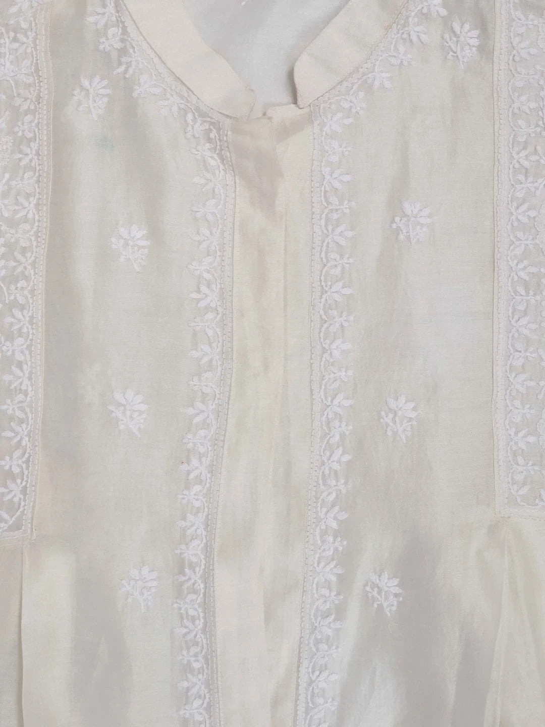 Ada Hand Embroidered Off White Chanderi Lucknowi Chikankari Unstitched Kurta Piece 01A248290