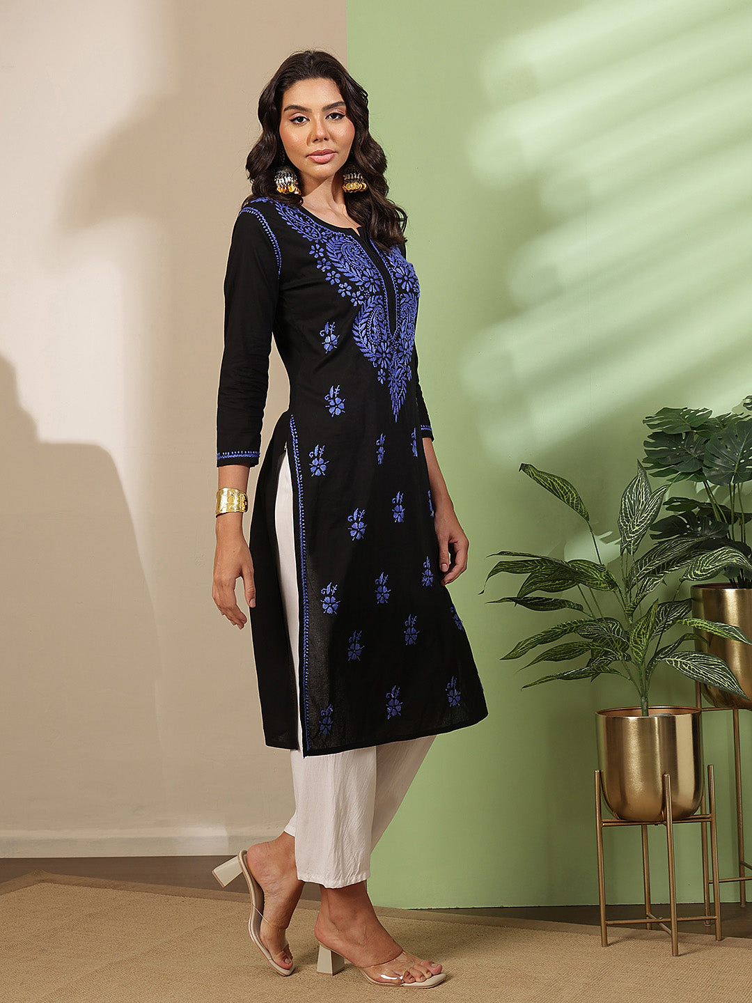 Ada Hand Embroidered Black Cotton Lucknow Chikankari Kurta A411811