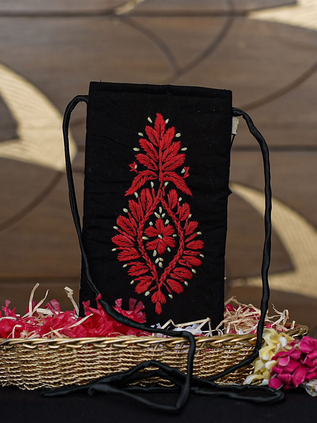 Ada Hand Embroidered Black Cotton Lucknowi Chikankari Mobile Cover 01A917416