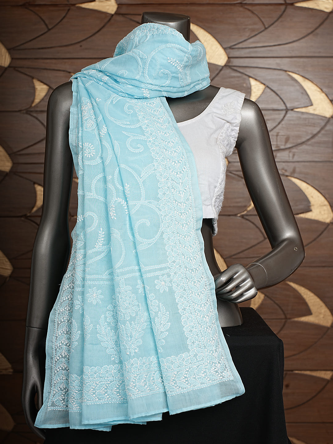 Ada Hand Embroidered White Cotton Lucknowi Chikankari Dupatta 01A1010154_1