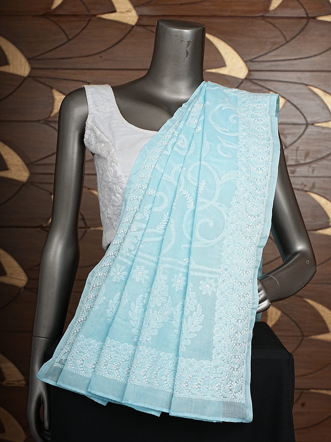 Ada Hand Embroidered White Cotton Lucknowi Chikankari Dupatta 01A1010154_4