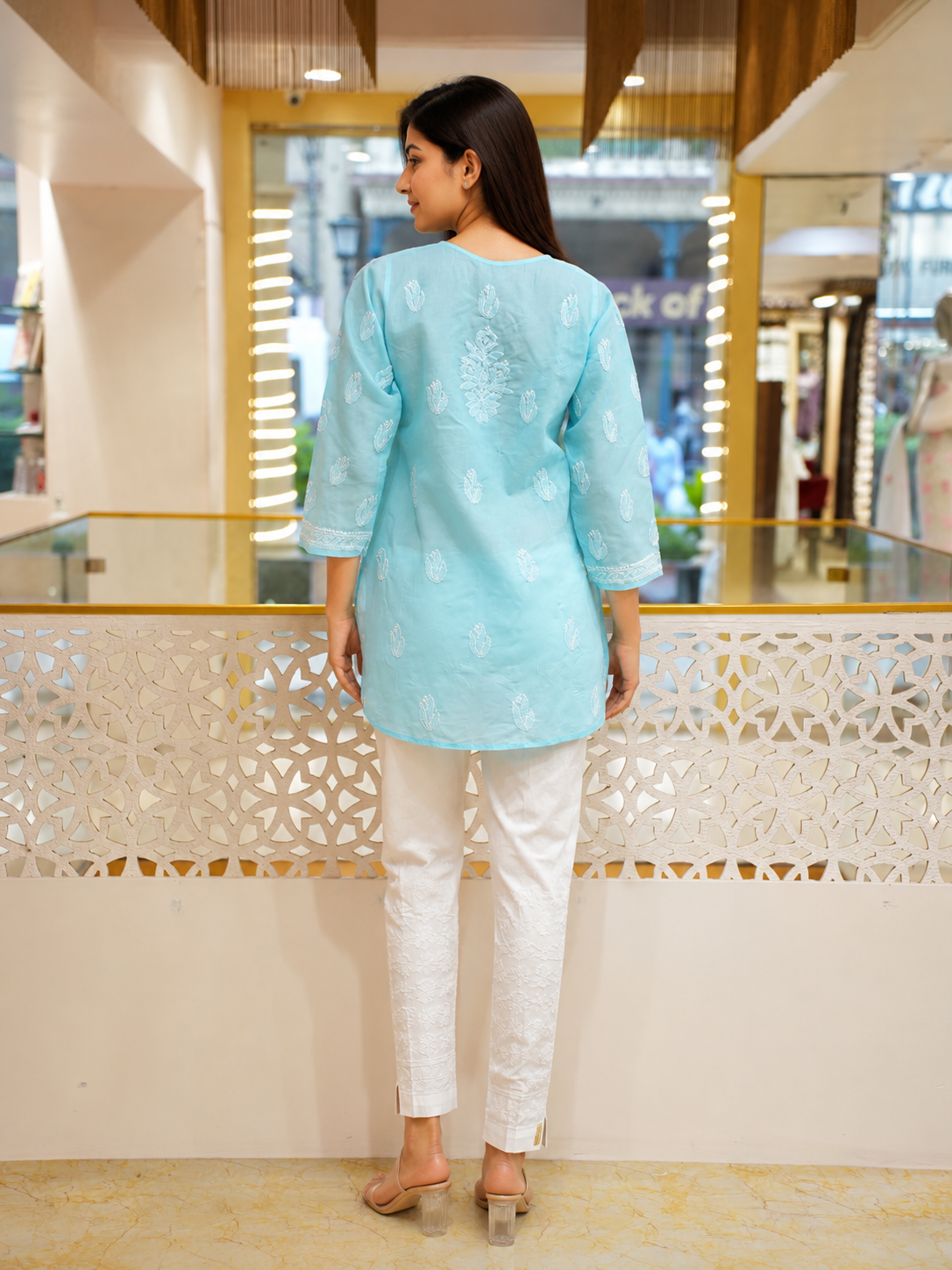 Ada Hand Embroidered Blue Cotton Lucknowi Chikankari Short Kurti A911605_3