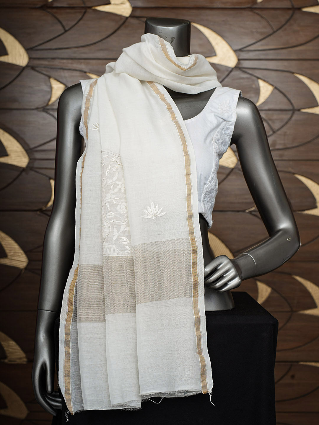 Ada Hand Embroidered Cream Chanderi Lucknowi Chikankari Dupatta 01A948811