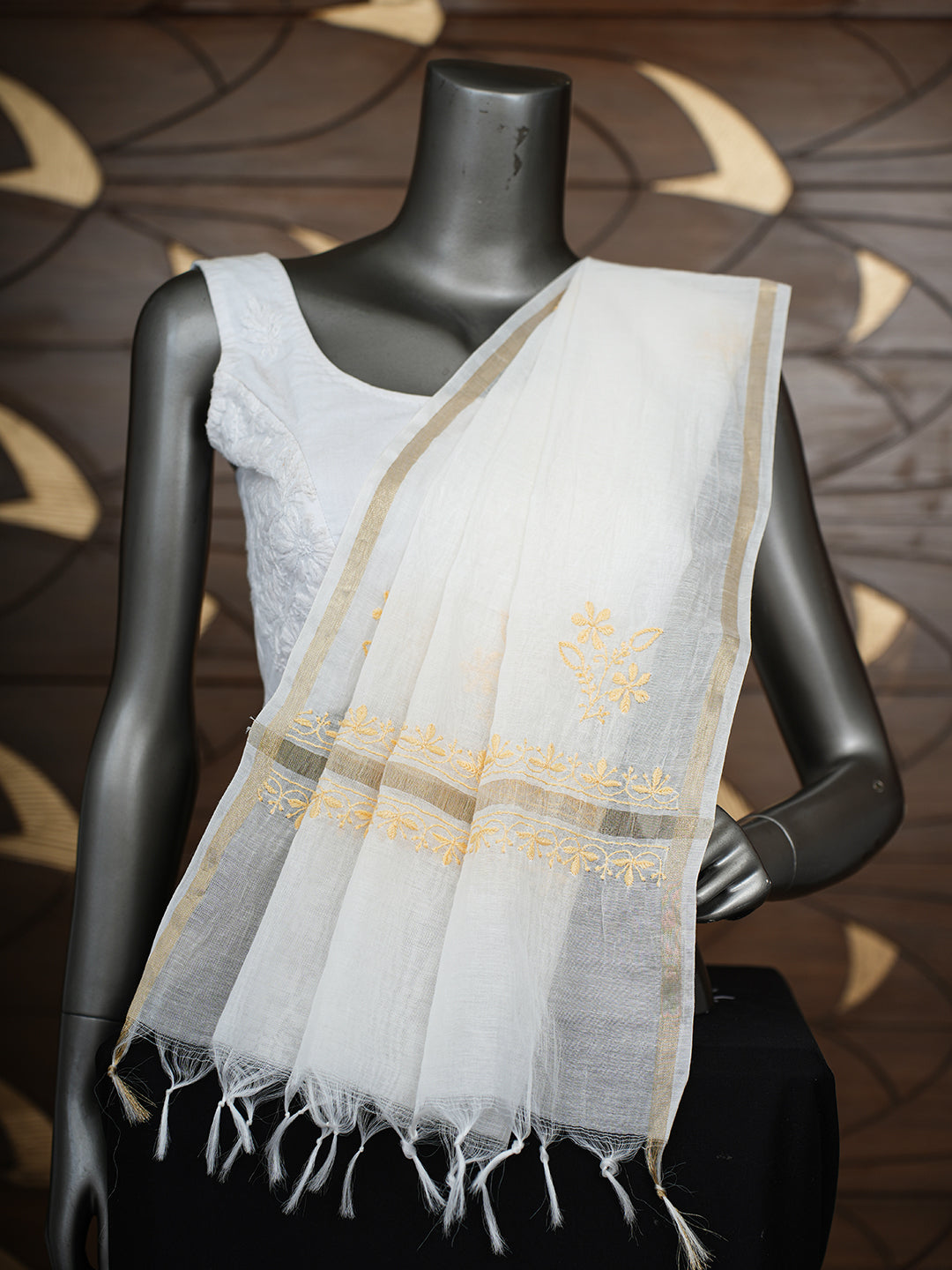Ada Hand Embroidered Cream  Chanderi Lucknowi Chikankari Dupatta 07A501323