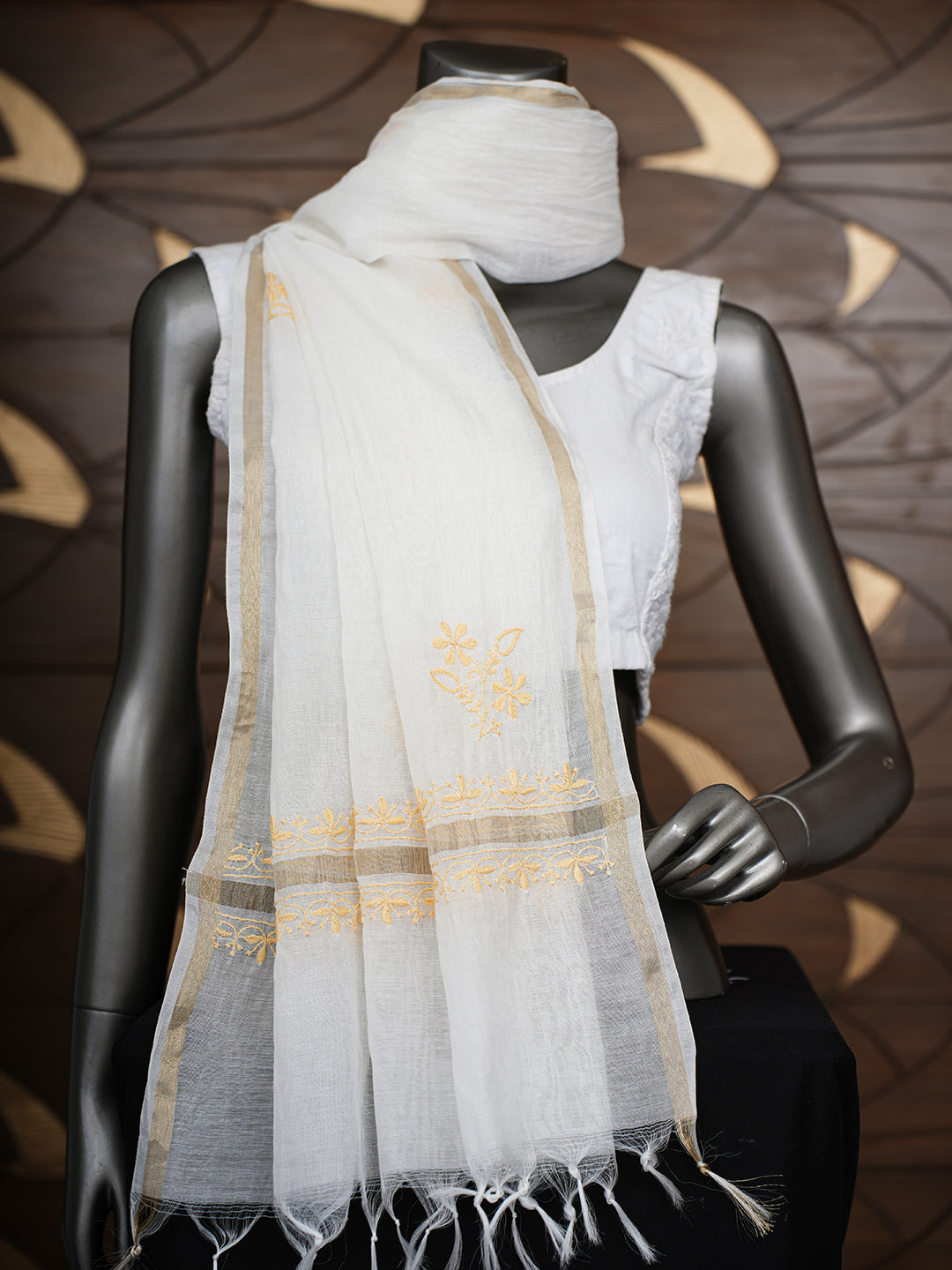 Ada Hand Embroidered Cream  Chanderi Lucknowi Chikankari Dupatta 07A501323