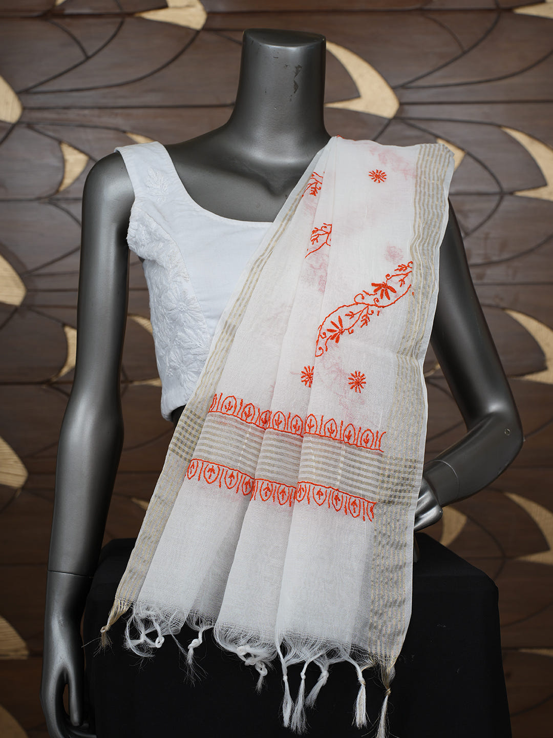Ada Hand Embroidered Cream Chanderi Lucknowi Chikankari Dupatta 07A502538