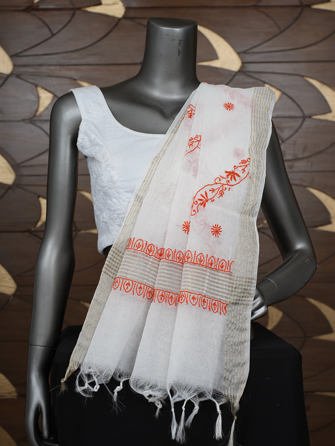 Ada Hand Embroidered Cream Chanderi Lucknowi Chikankari Dupatta 07A502538