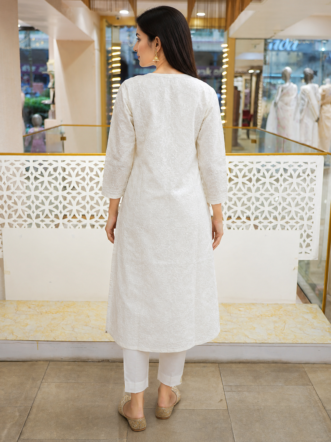 Ada Hand Embroidered Cream Cotton Lucknowi Chikankari Straight Kurta A011137