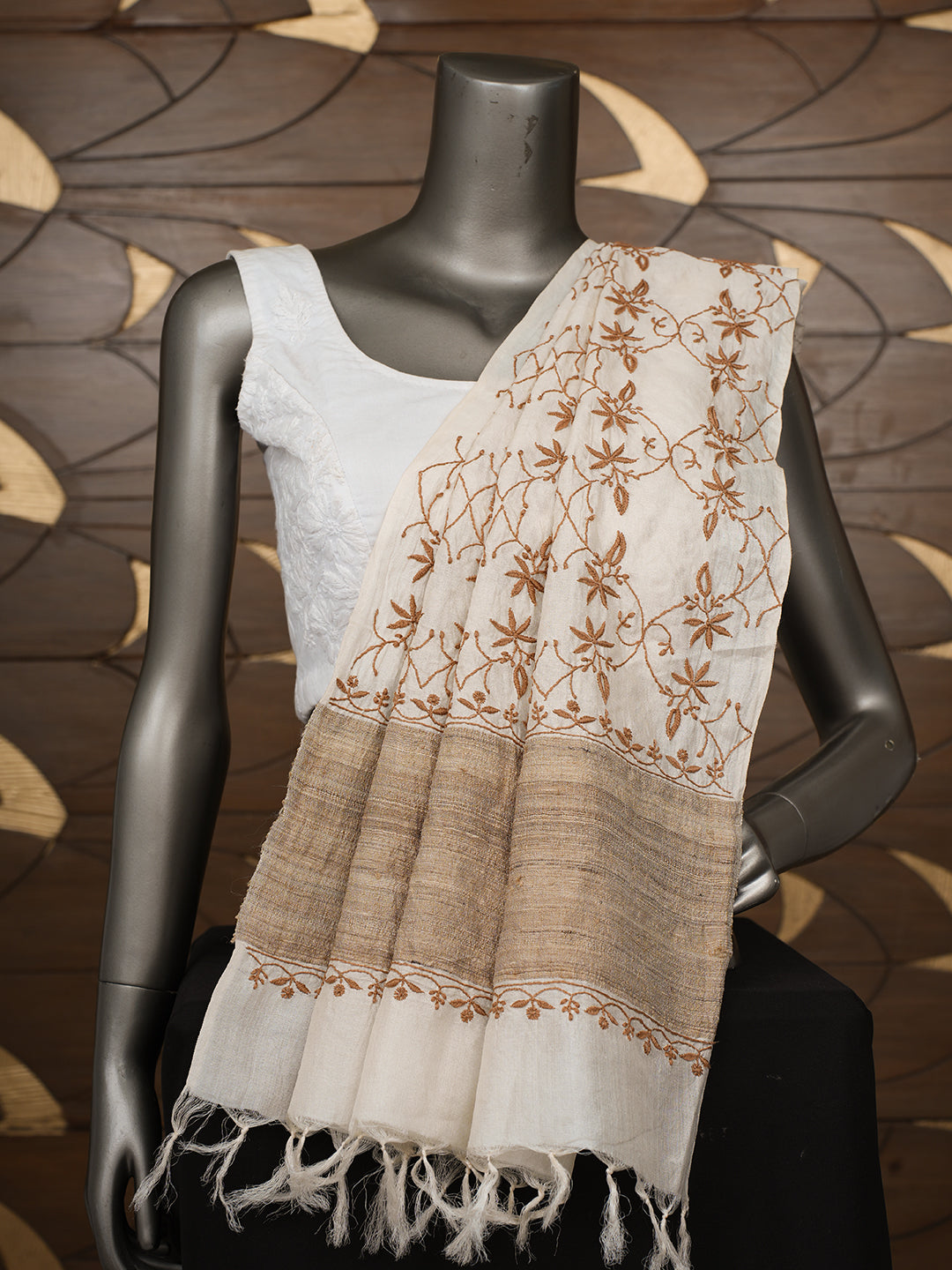 Ada Hand Embroidered Cream Ghicha Silk Lucknowi Chikankari Dupatta 07A502289