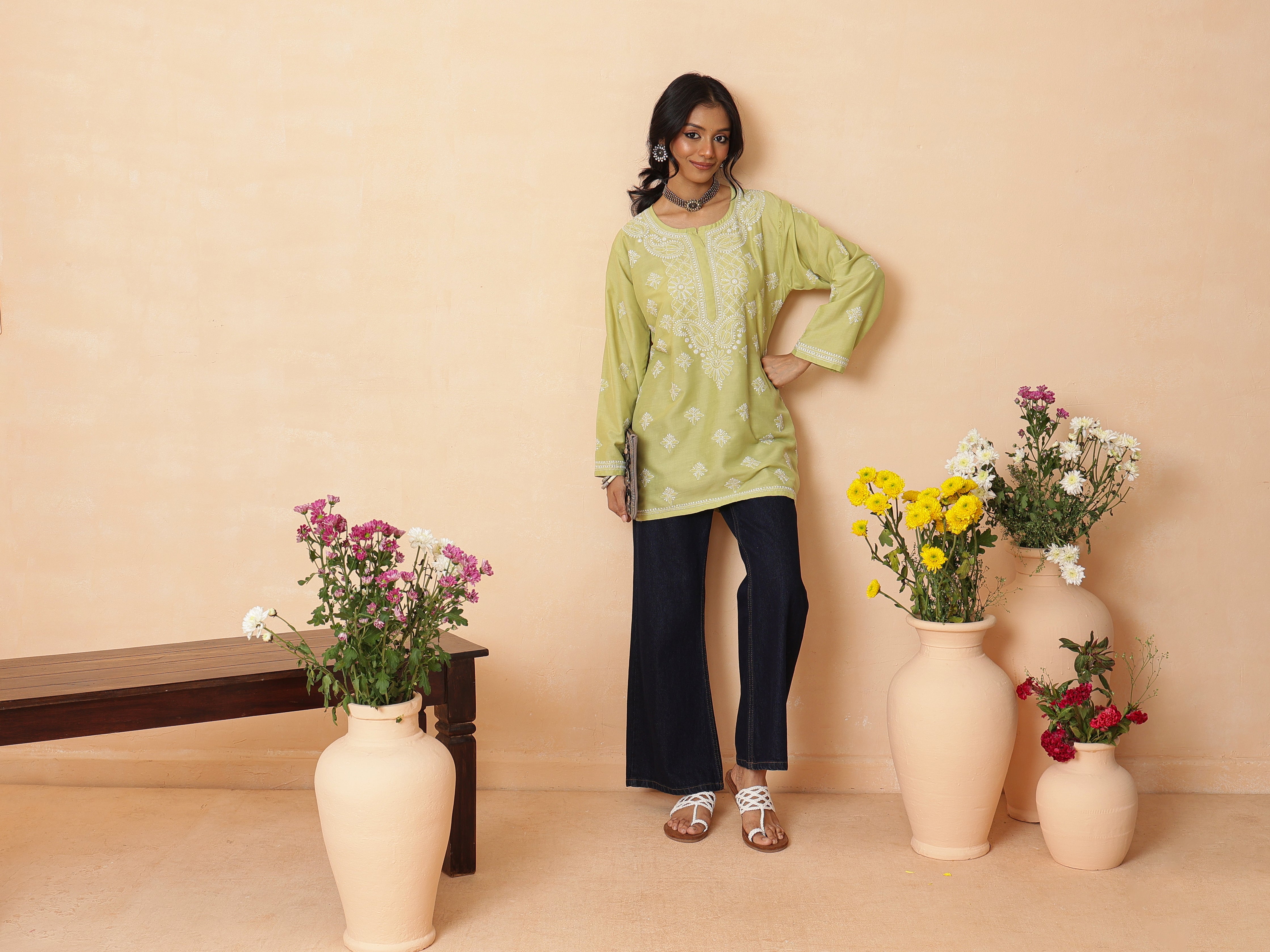 Ada Hand Embroidered Green Muslin Lucknowi Chikankari Short Kurti A911575_5