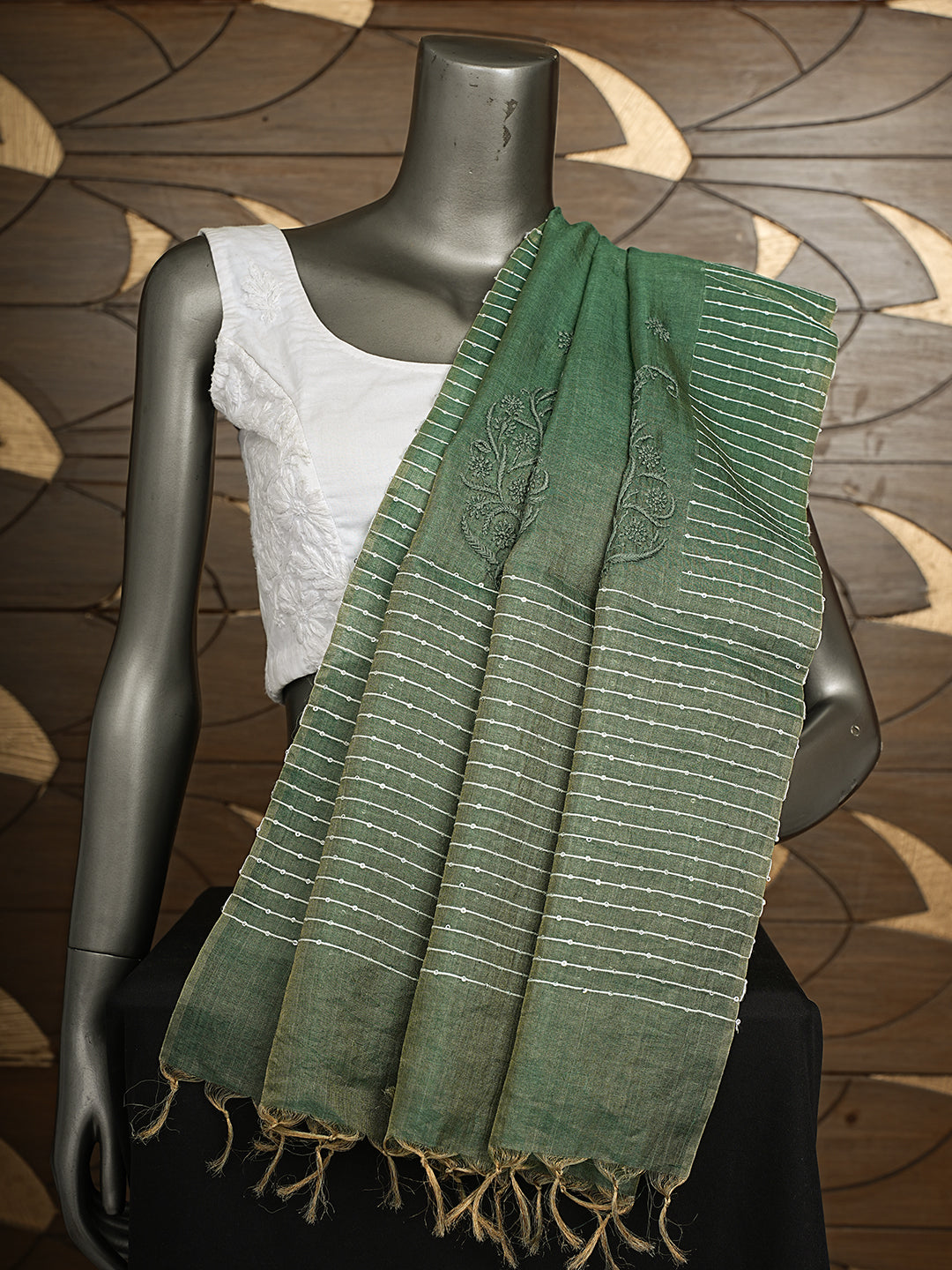 Ada Hand Embroidered Green Silk Lucknowi Chikankari Dupatta With Sequinned Work 01A676438