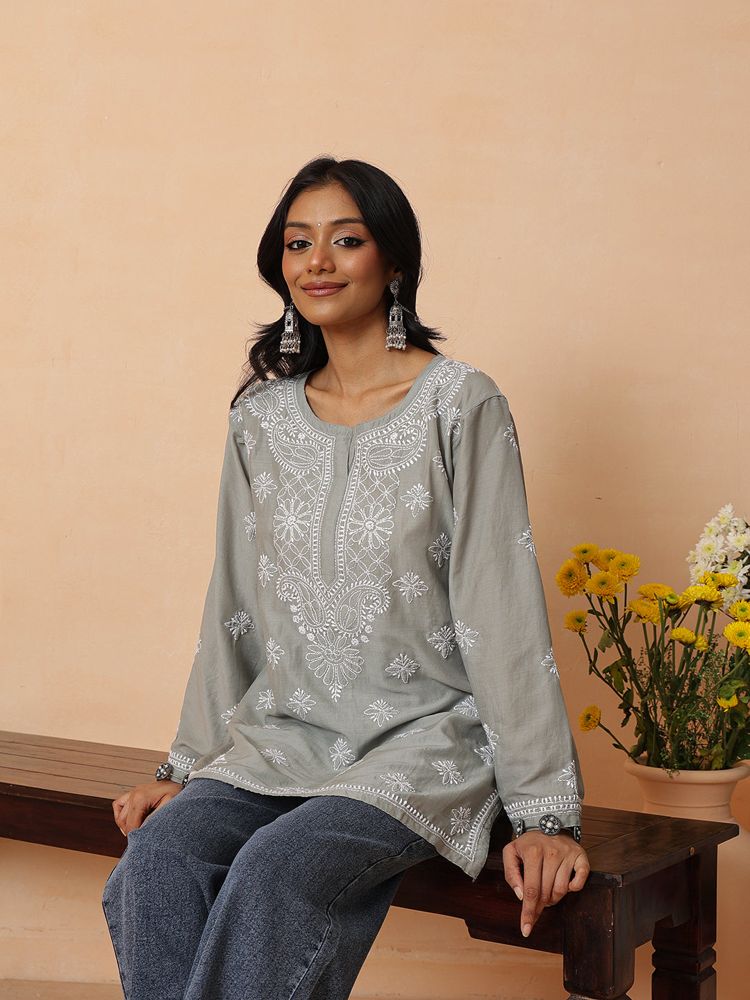 Ada Hand Embroidered Grey Muslin Lucknowi Chikankari Short Kurti A911576_6