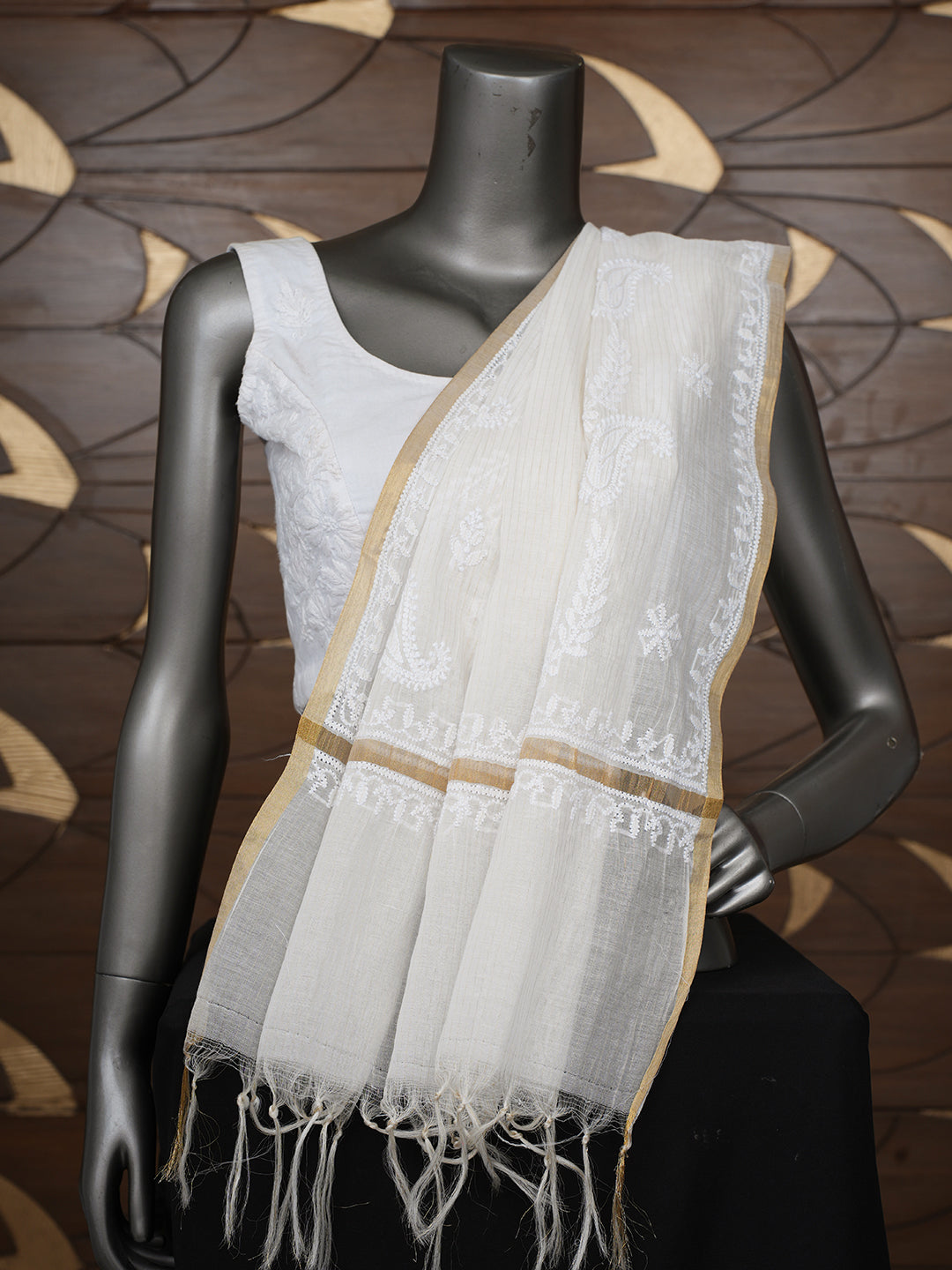 Ada Hand Embroidered Off White Chanderi Lucknowi Chikankari Dupatta 01A997858