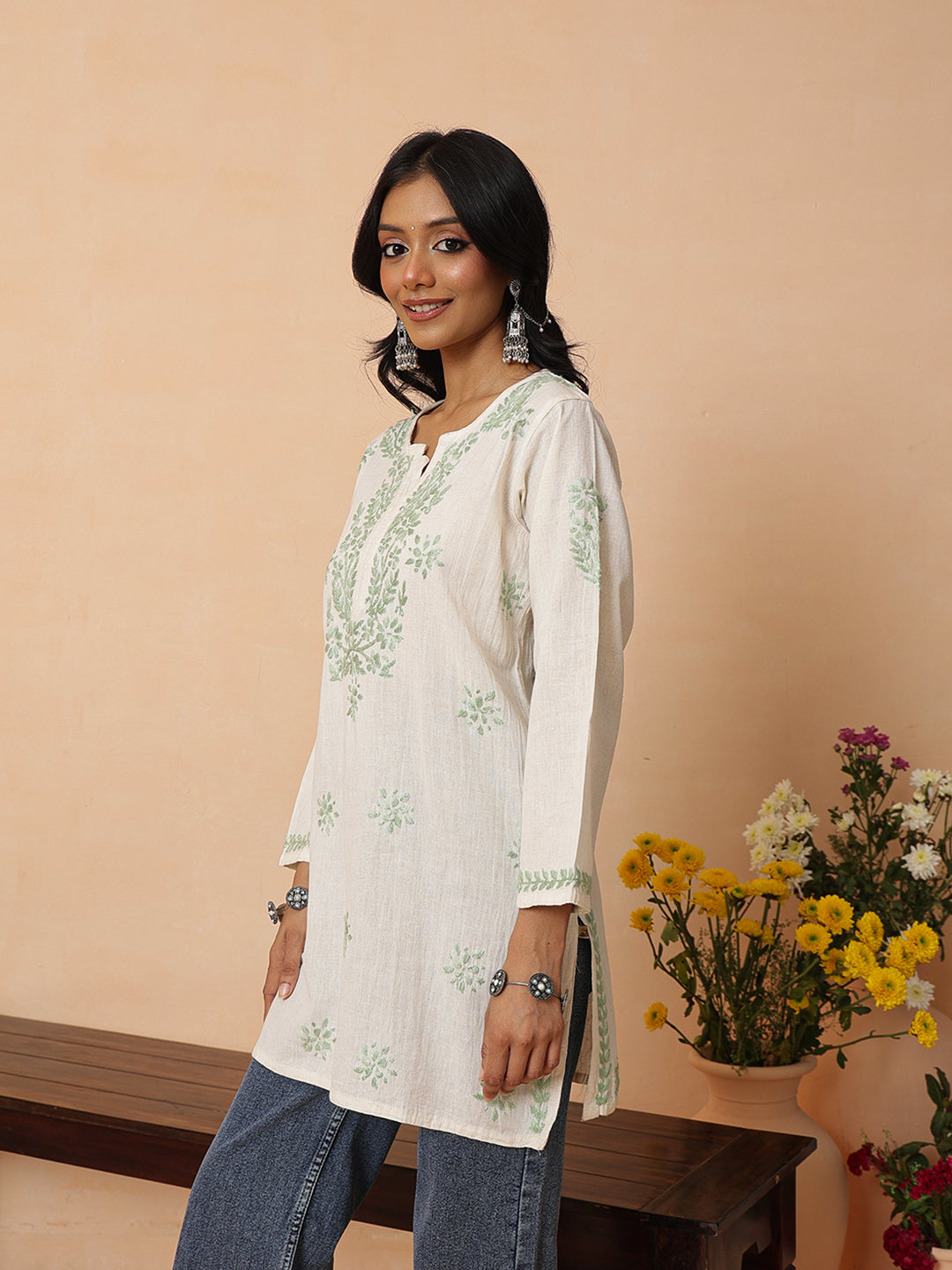 Ada Hand Embroidered Off White & Green Linen Lucknowi Chikankari Short Kurti A911590_5