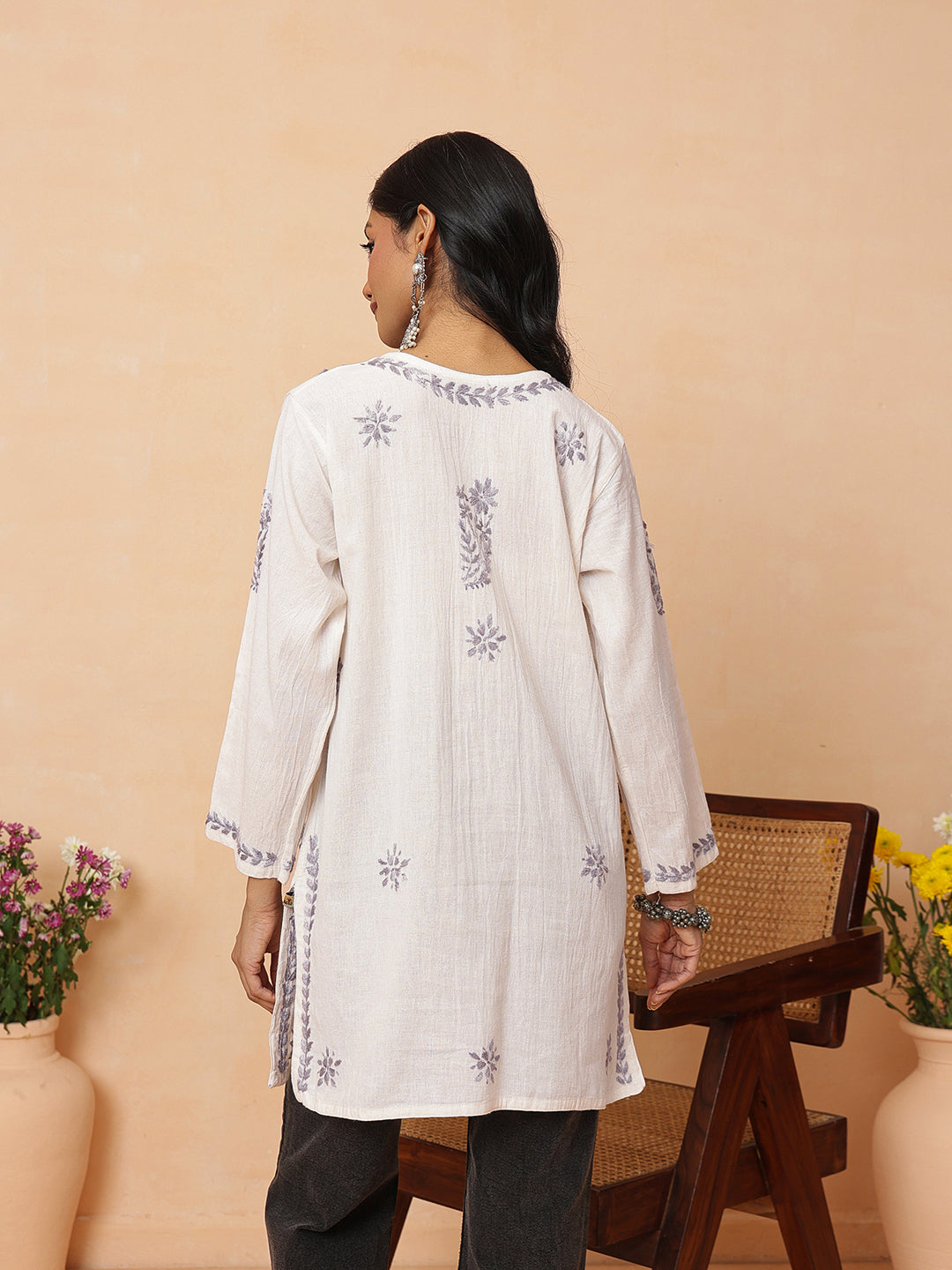 Ada Hand Embroidered Off White & Grey Linen Lucknowi Chikankari Short Kurti A911593_2