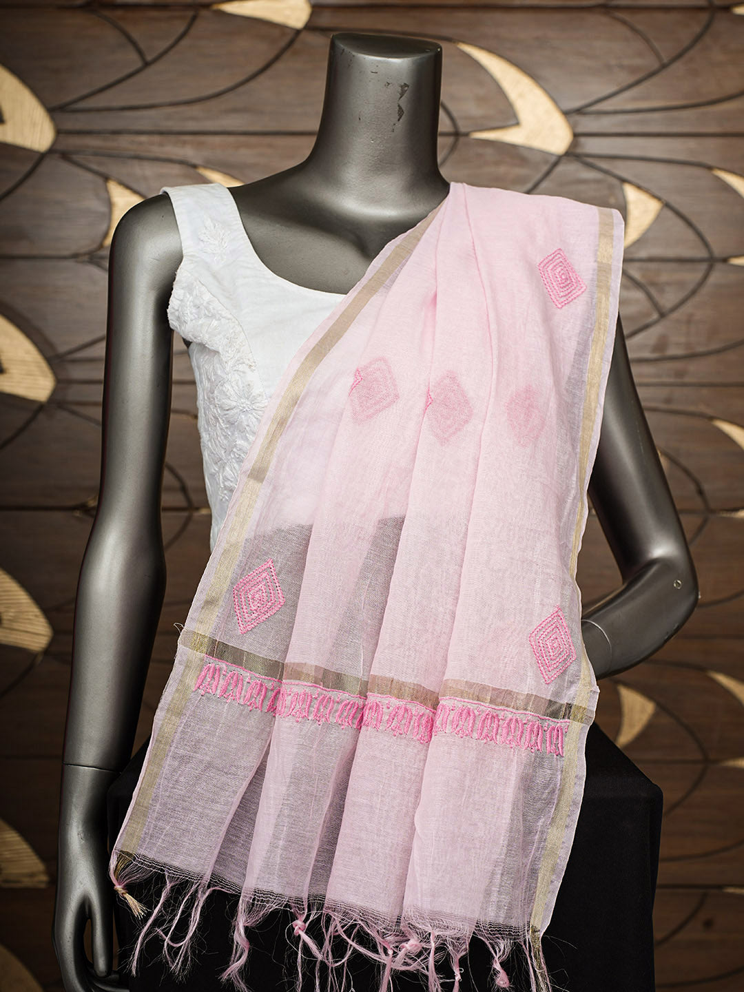 Ada Hand Embroidered Pink Chanderi Lucknowi Chikankari Dupatta 07A500615