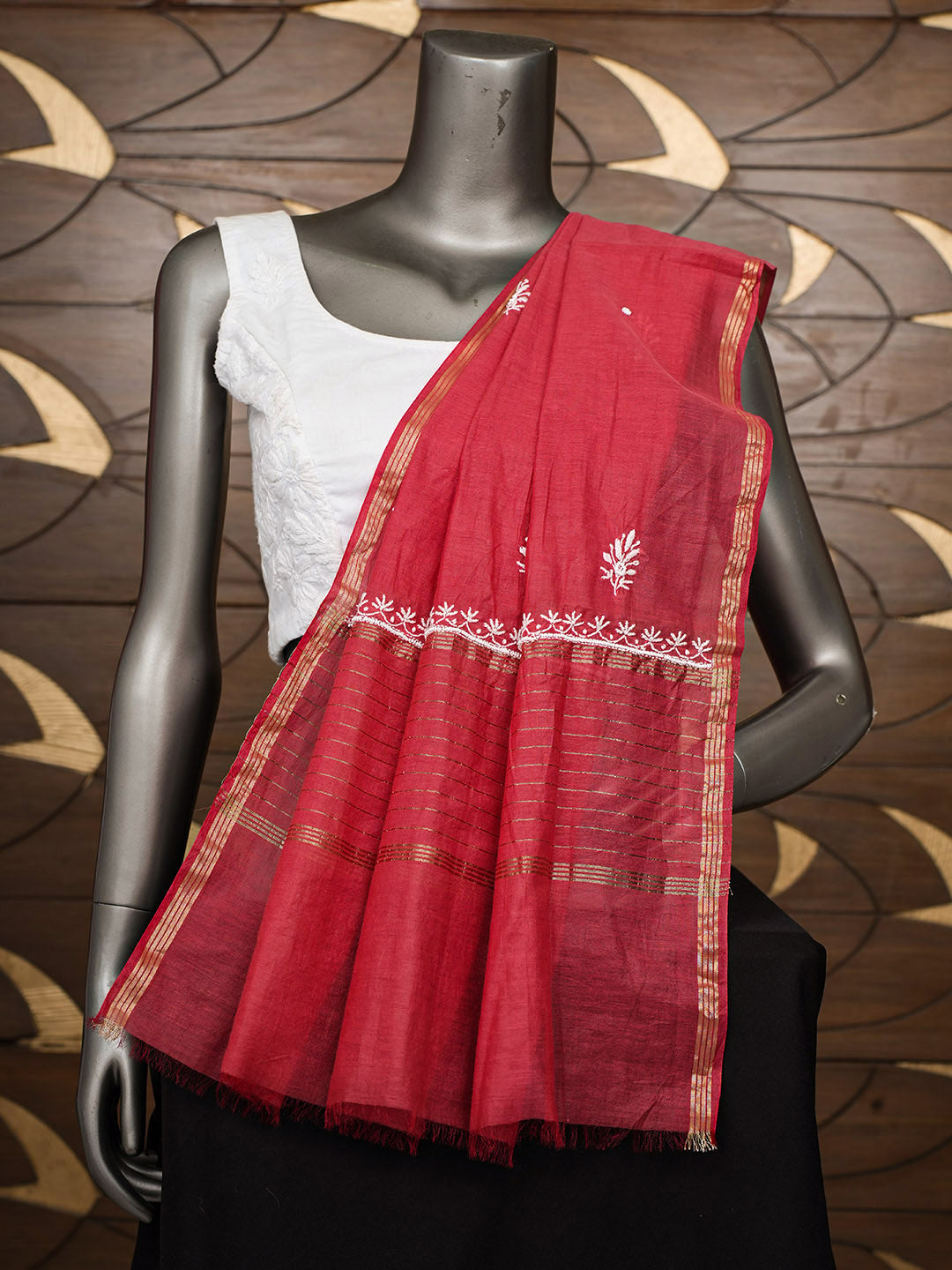 Ada Hand Embroidered Red Chanderi Lucknowi Chikankari Dupatta With Pearl Work 01A984107