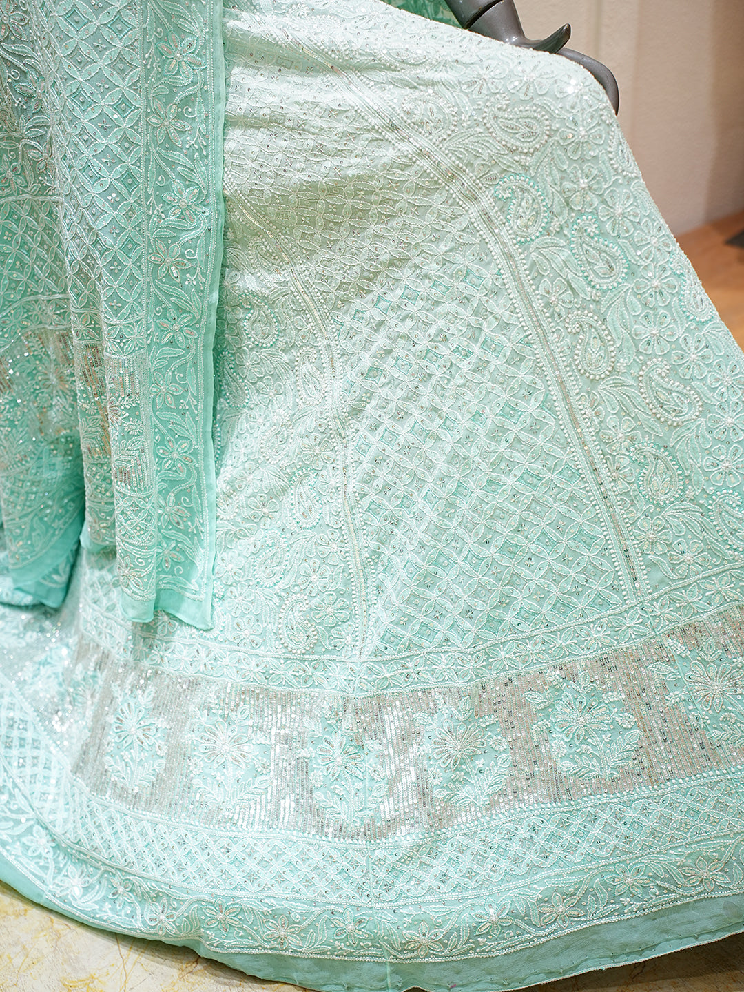 AdaHandEmbroideredSeaGreenPureGeorgetteLucknowiChikankariLehengaSetWithSequinnedWork01A790095_3
